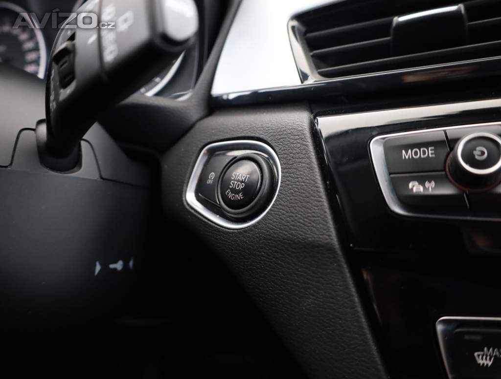 Foto inzerátu BMW X1 sDrive18d