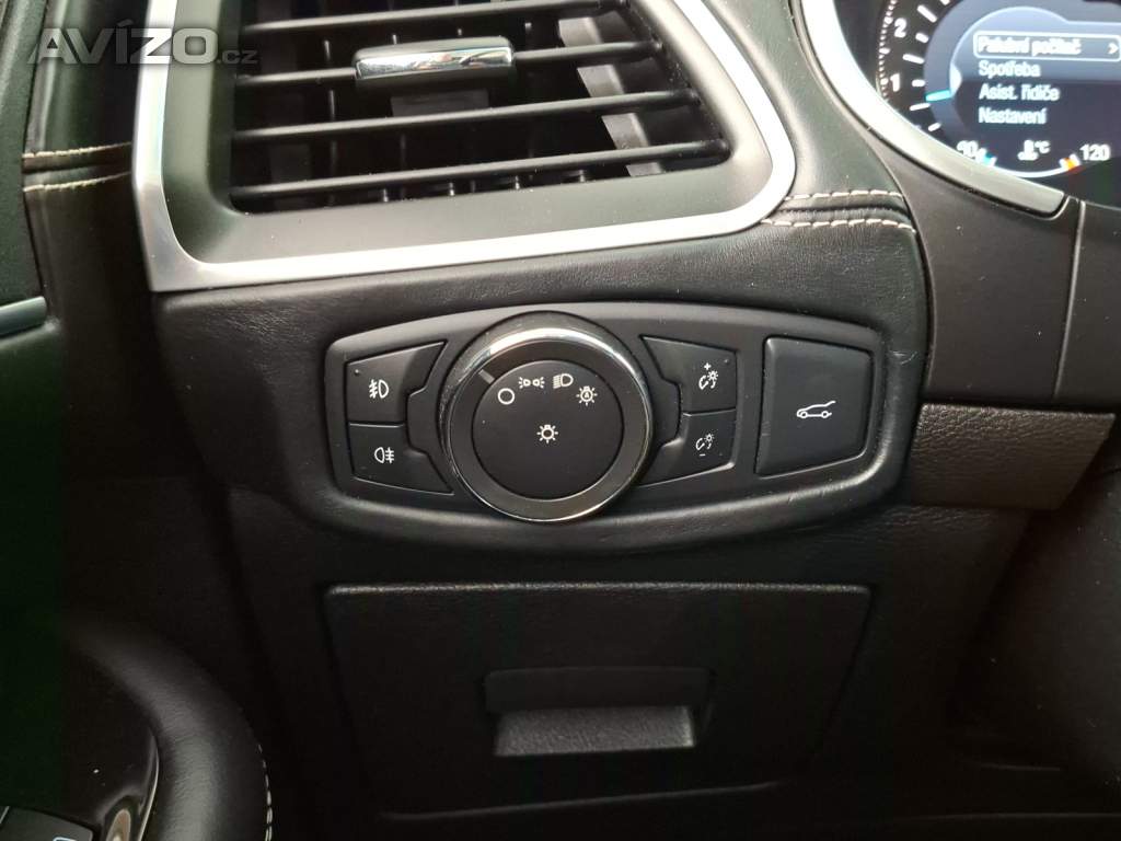 Foto inzerátu Ford Edge 2.0 Bi-TDCI