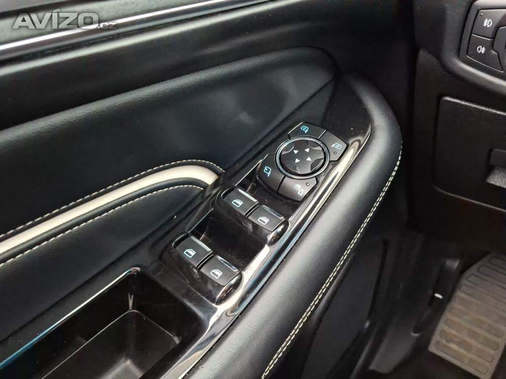 Foto inzerátu Ford Edge 2.0 Bi-TDCI