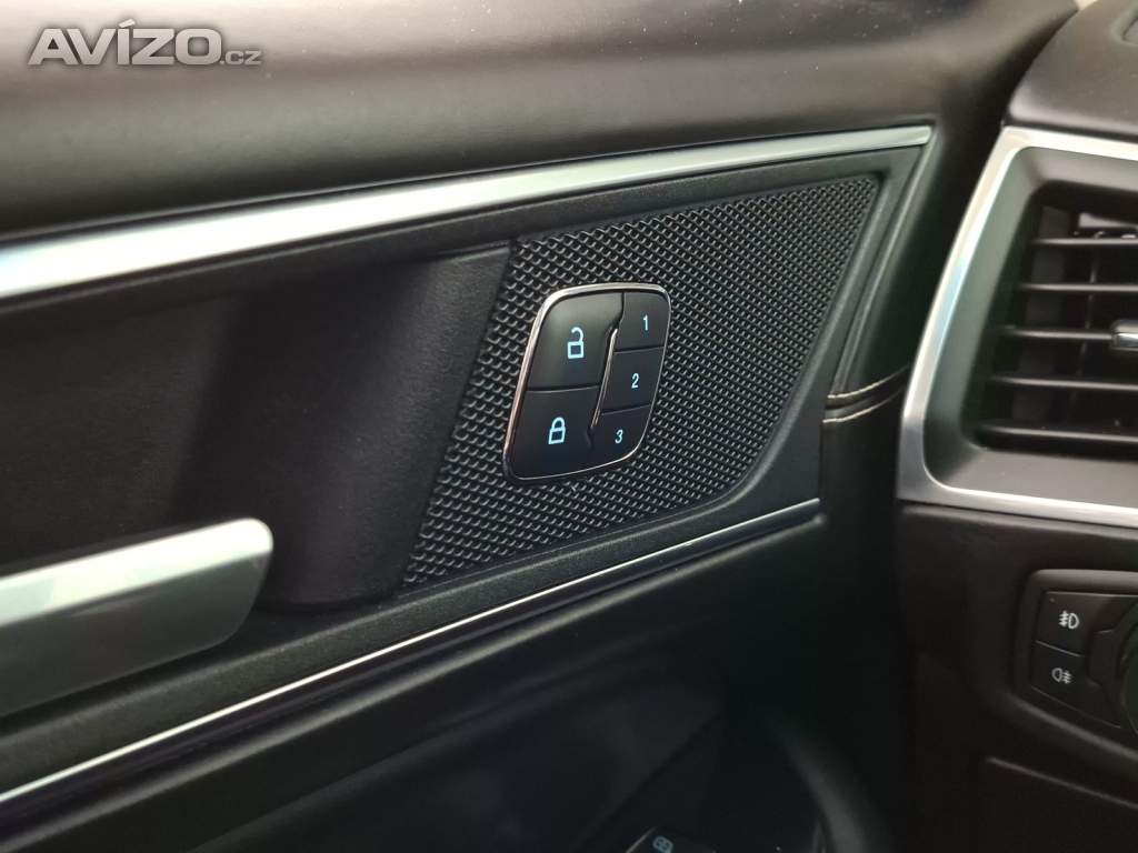 Foto inzerátu Ford Edge 2.0 Bi-TDCI