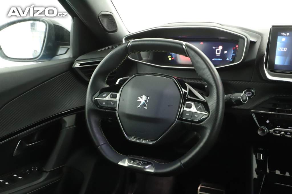 Foto inzerátu Peugeot 2008 1.5 BlueHDi