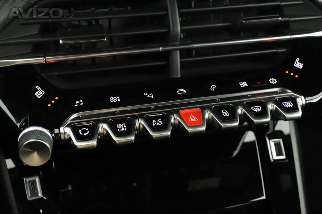 Foto inzerátu Peugeot 2008 1.5 BlueHDi