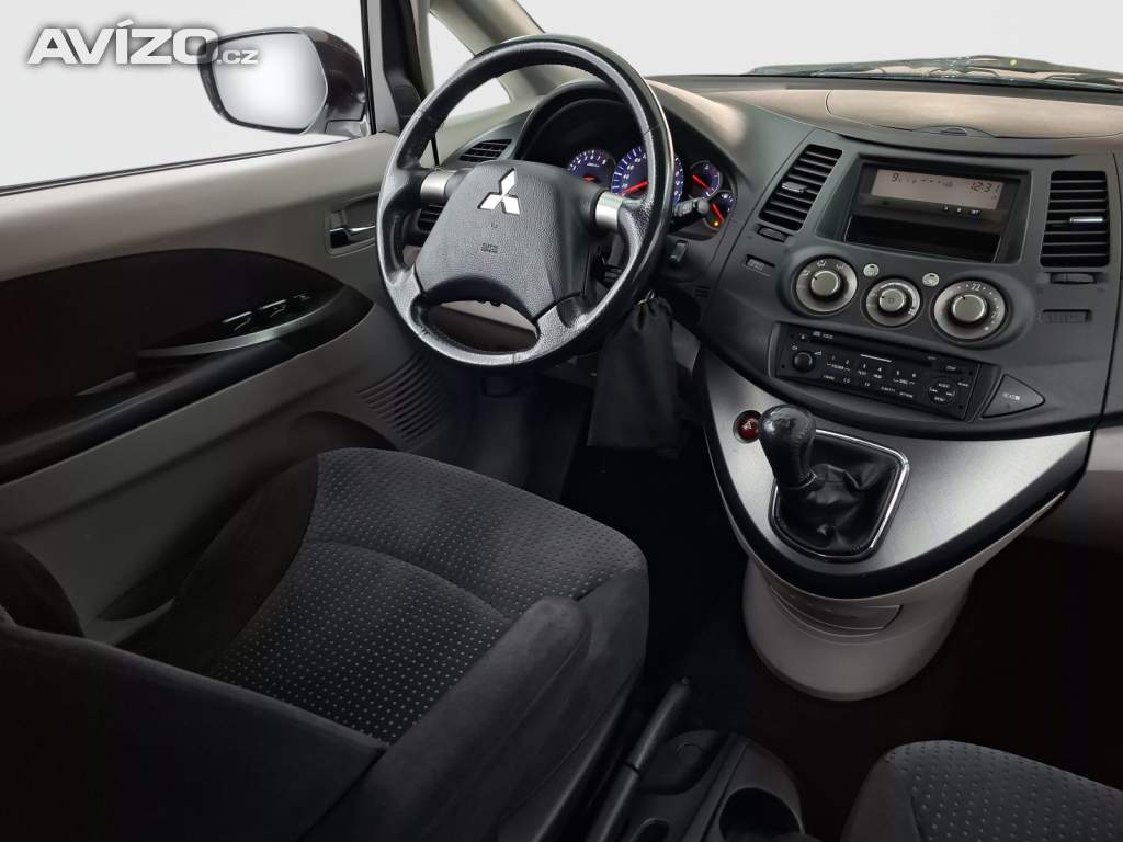 Foto inzerátu Mitsubishi Grandis 2.4