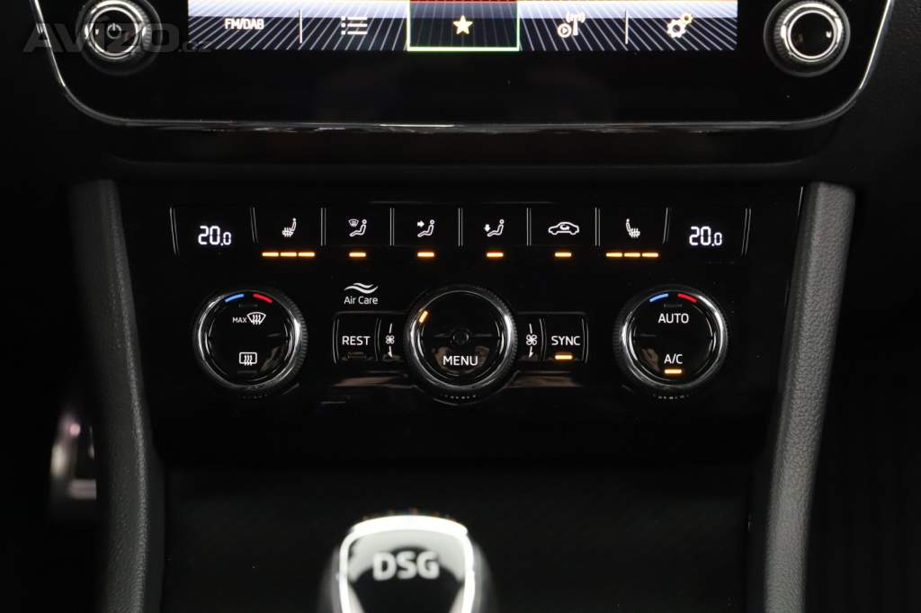 Foto inzerátu Skoda Superb 2.0 TDI