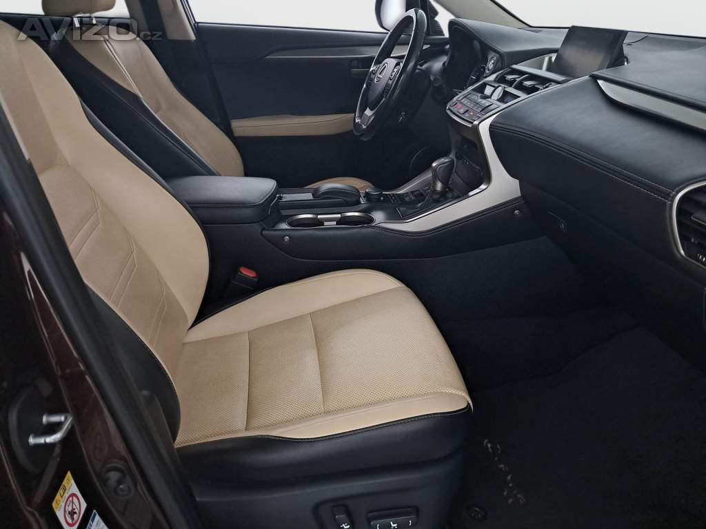 Foto inzerátu Lexus NX 300h