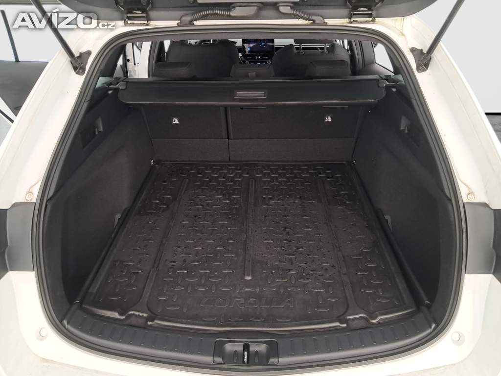 Foto inzerátu Toyota Corolla 1.8 Hybrid