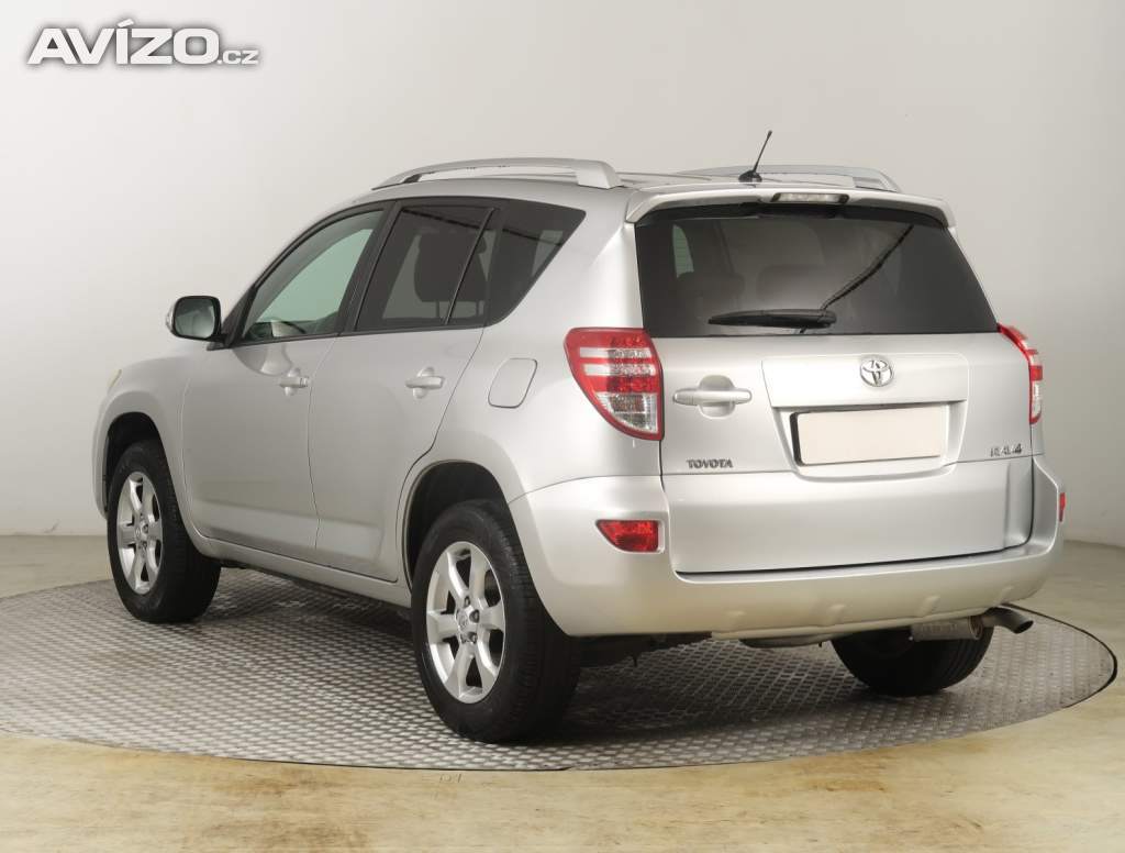 Foto inzerátu Toyota RAV 4 2.0 VVT-i