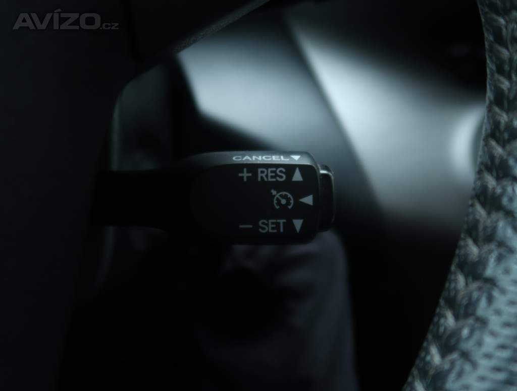 Foto inzerátu Toyota RAV 4 2.0 VVT-i
