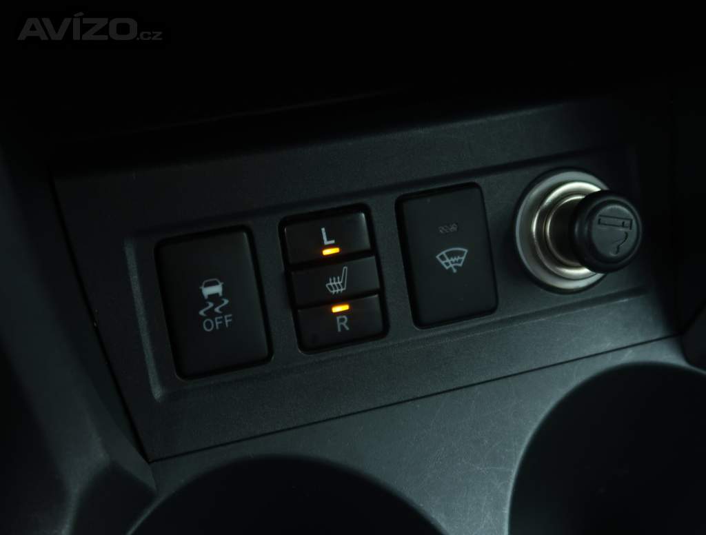 Foto inzerátu Toyota RAV 4 2.0 VVT-i