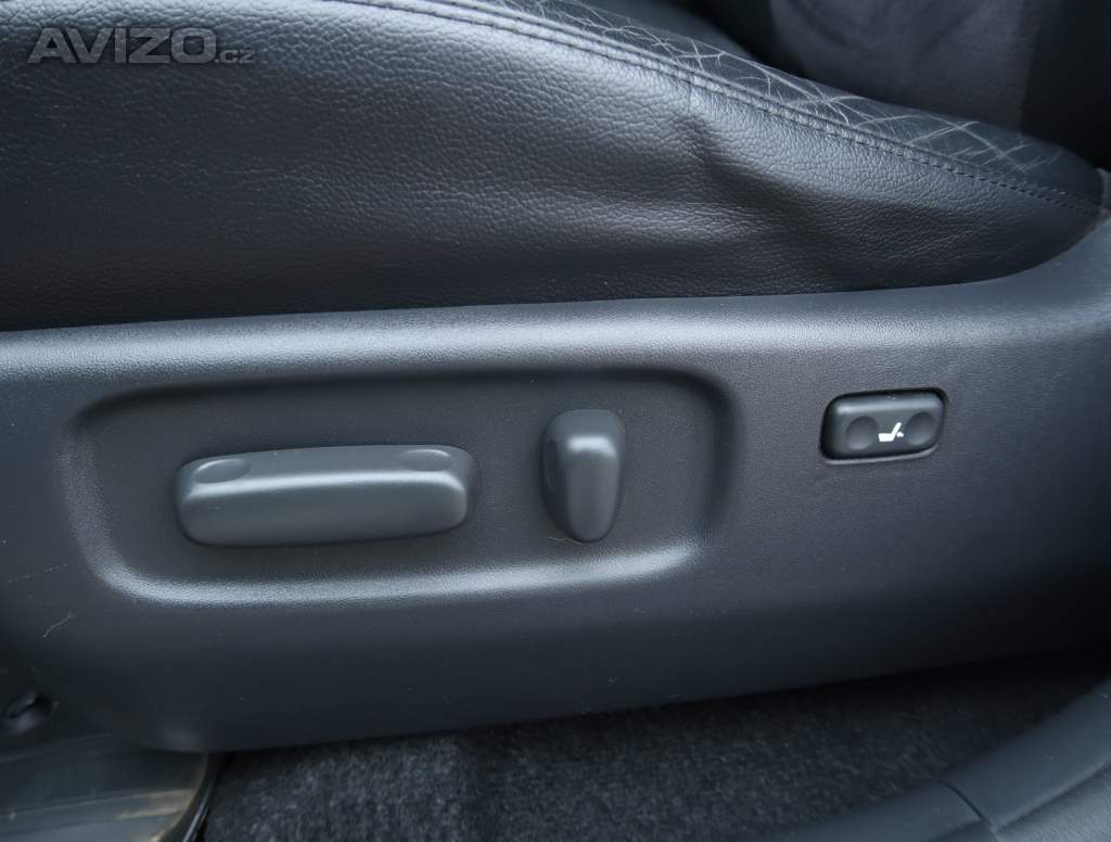 Foto inzerátu Toyota RAV 4 2.0 VVT-i