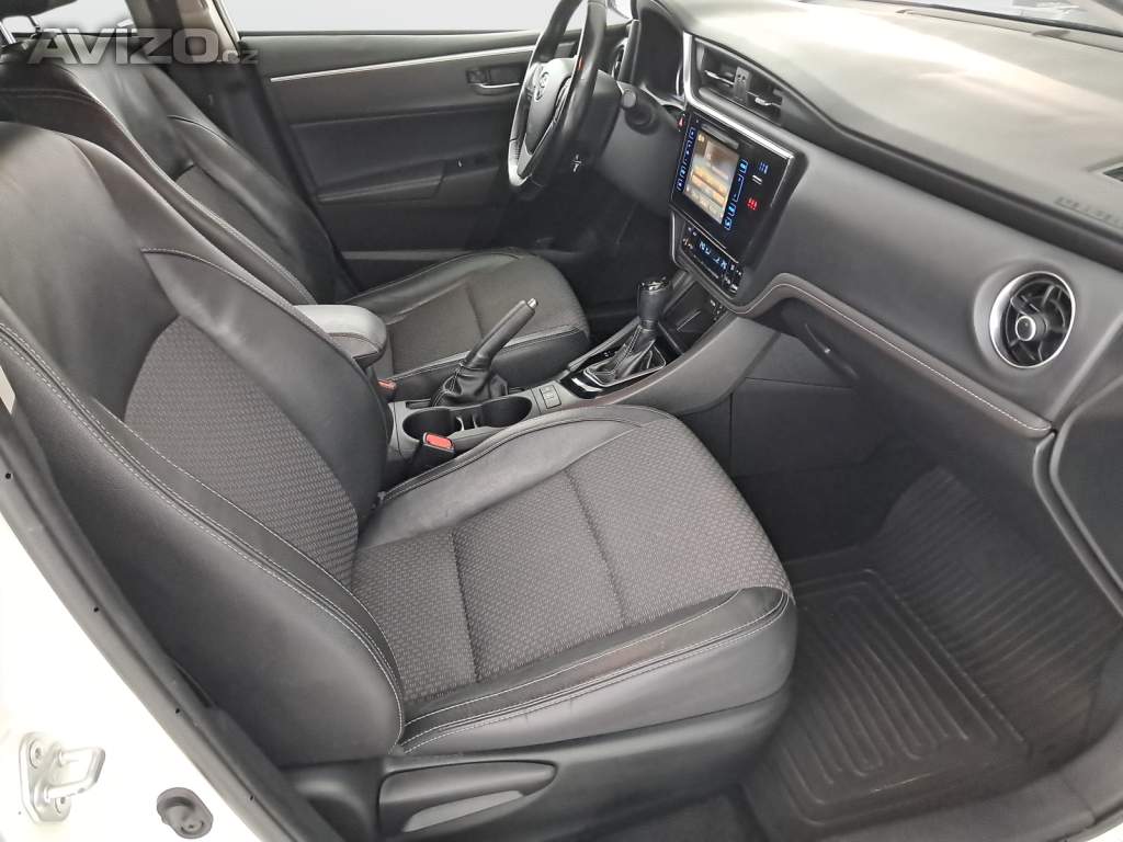 Foto inzerátu Toyota Corolla 1.6 Valvematic