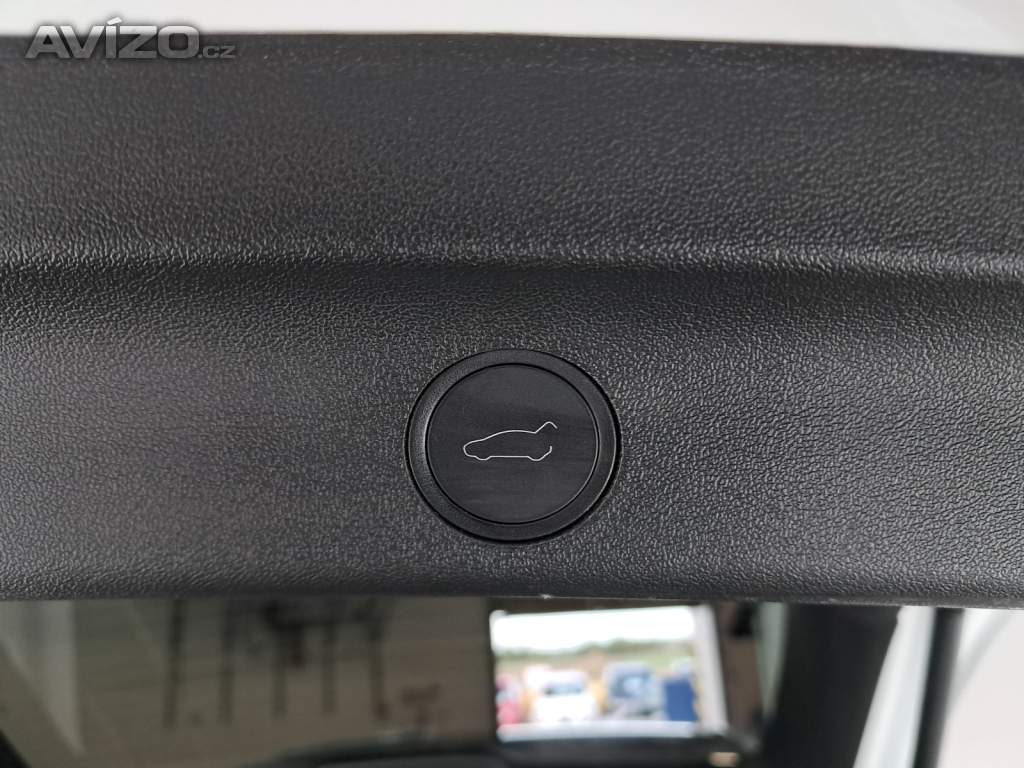 Foto inzerátu Tesla Model Y Long Range AWD 79kWh