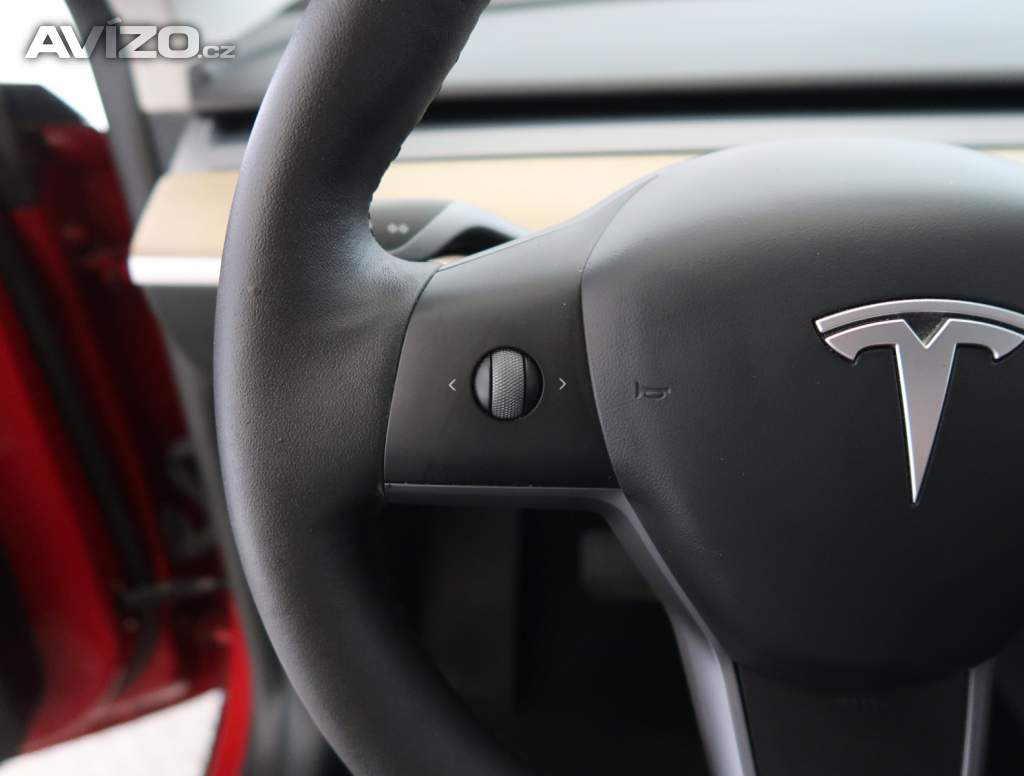 Foto inzerátu Tesla Model Y Long Range AWD 75kWh