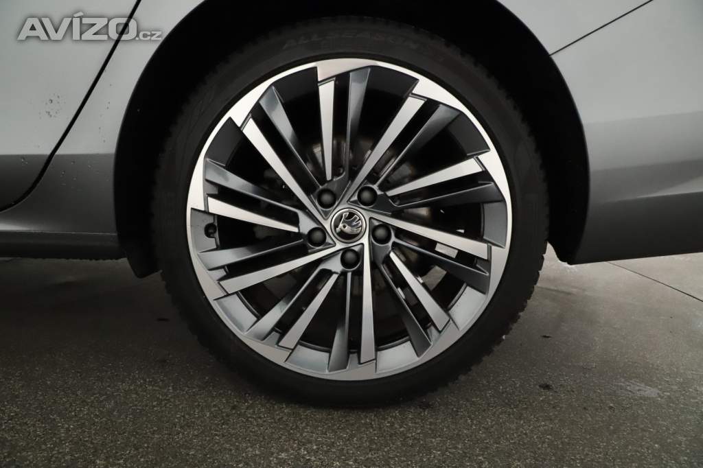 Foto inzerátu Skoda Superb 2.0 TDI