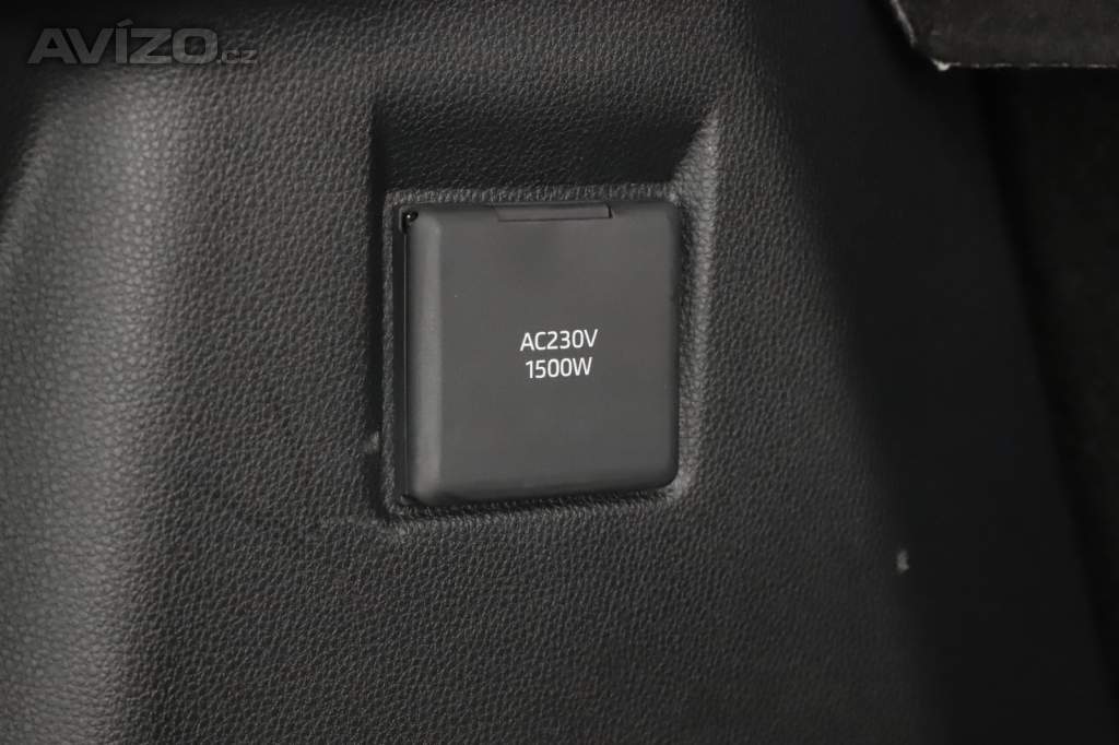 Foto inzerátu Toyota C-HR 2.0 Plug-in