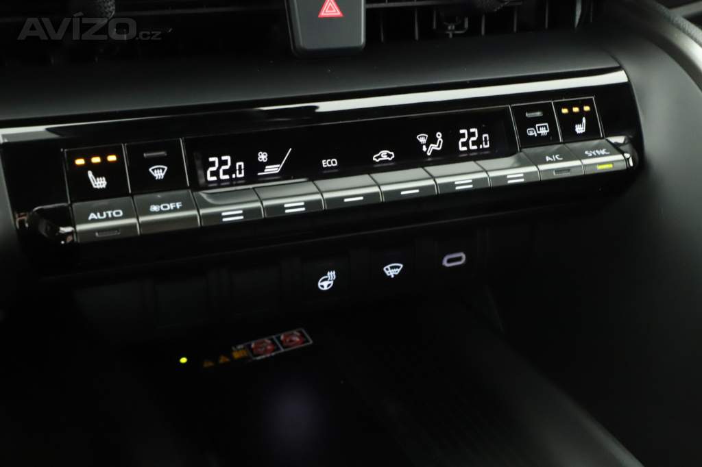 Foto inzerátu Toyota C-HR 2.0 Plug-in
