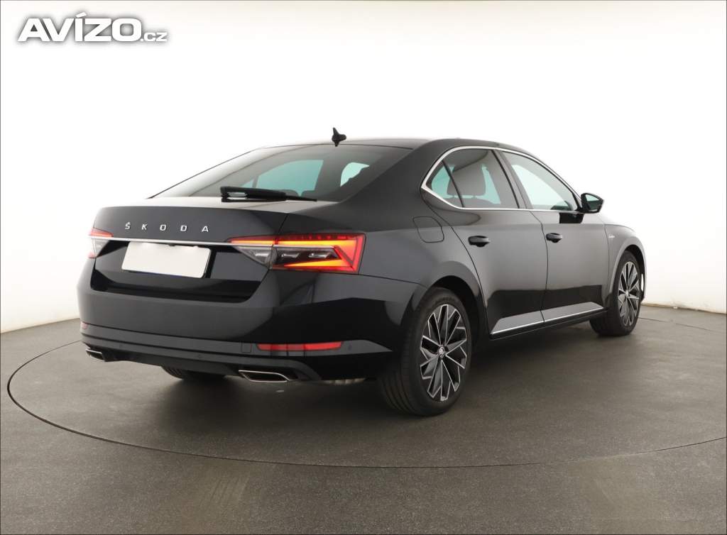 Foto inzerátu Skoda Superb 2.0 TSI