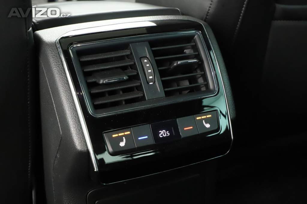 Foto inzerátu Skoda Superb 2.0 TSI