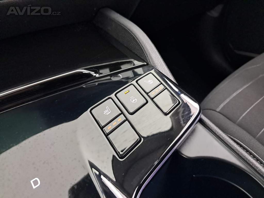 Foto inzerátu Kia Sportage 1.6 T-GDI MHEV