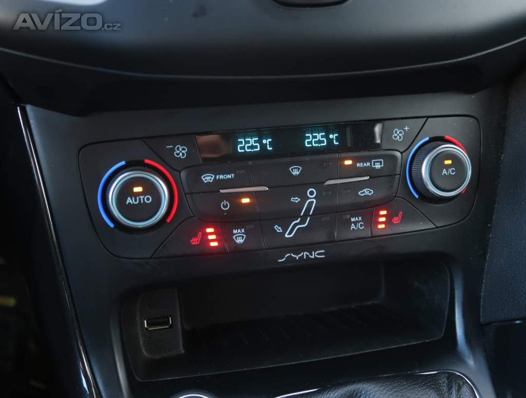 Foto inzerátu Ford Focus 1.5 TDCi