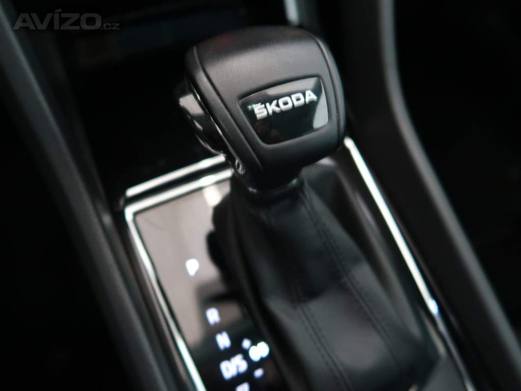 Foto inzerátu Skoda Karoq 1.5 TSI