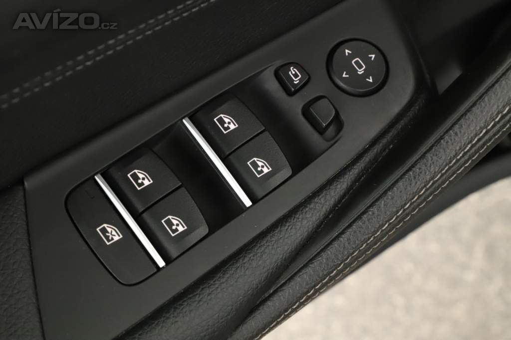 Foto inzerátu BMW 5 520d xDrive