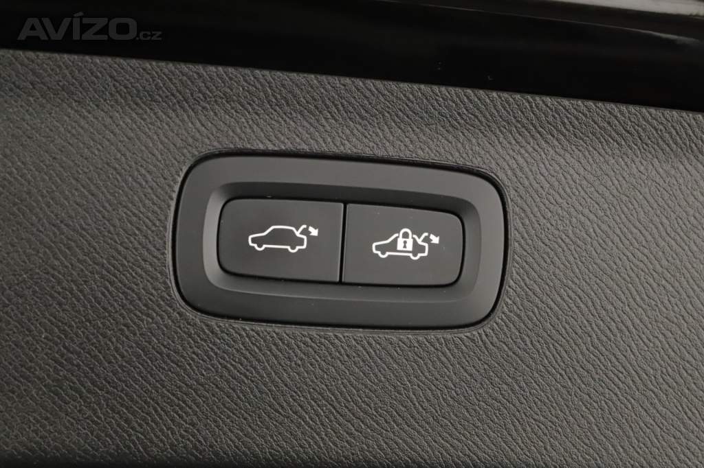 Foto inzerátu Volvo XC90 B5 AWD