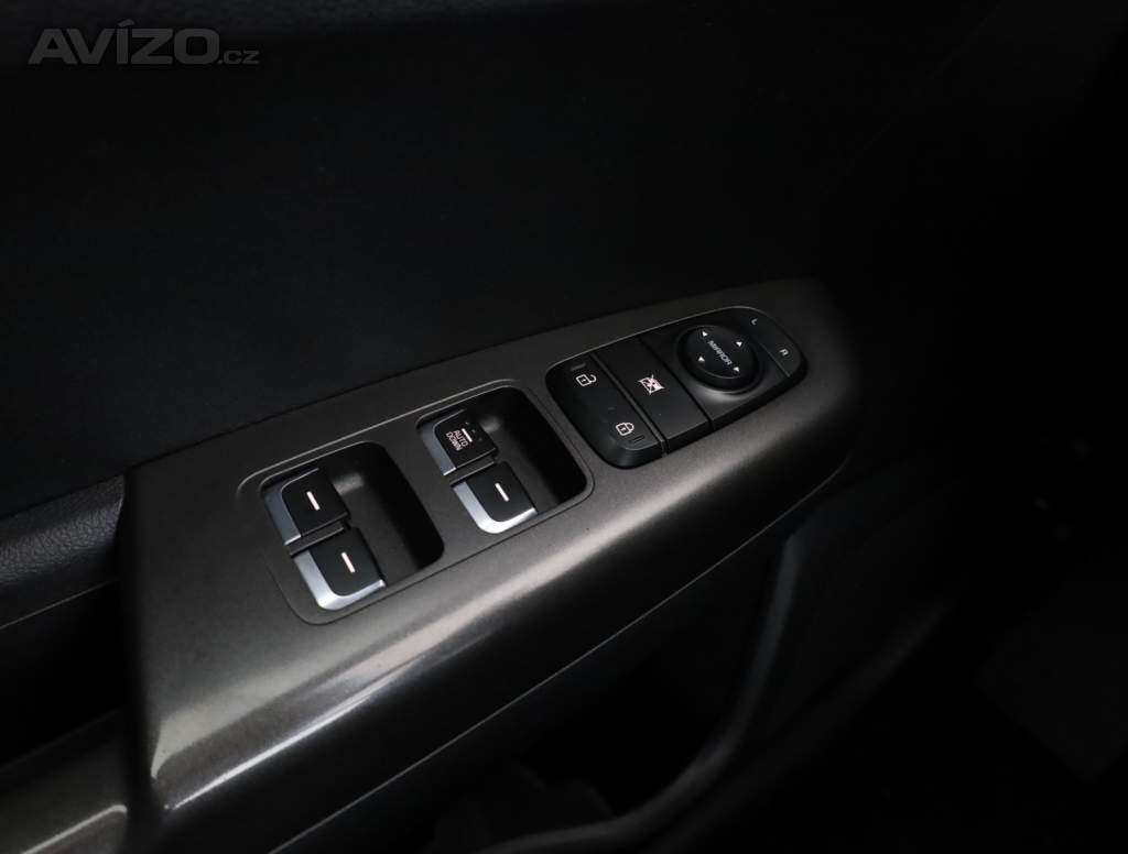 Foto inzerátu Kia Sportage 1.6 GDI