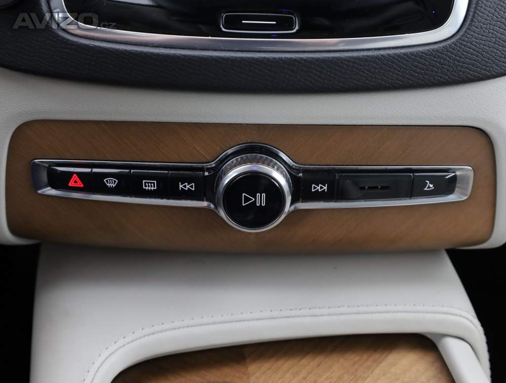 Foto inzerátu Volvo XC90 D5 AWD