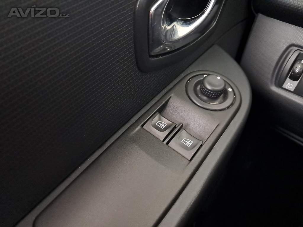 Foto inzerátu Renault Clio 1.2 16V
