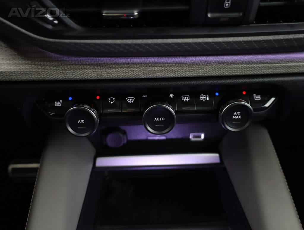 Foto inzerátu Citroen C5 X Plug-in Hybrid 225