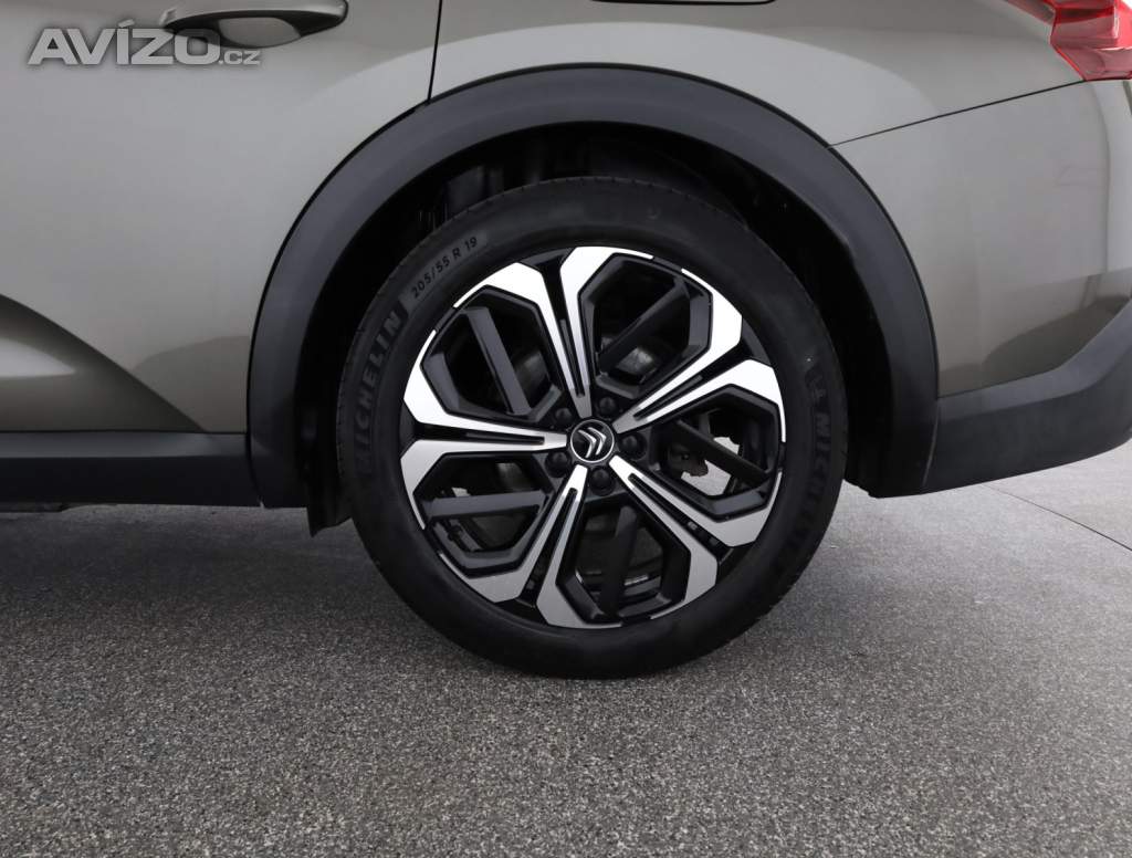 Foto inzerátu Citroen C5 X Plug-in Hybrid 225