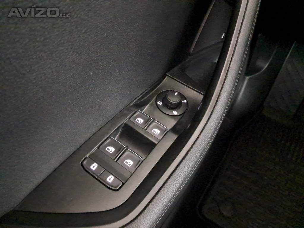 Foto inzerátu Skoda Superb 2.0 TDI