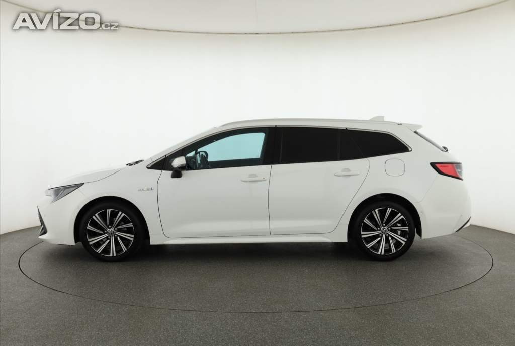Foto inzerátu Toyota Corolla 1.8 Hybrid
