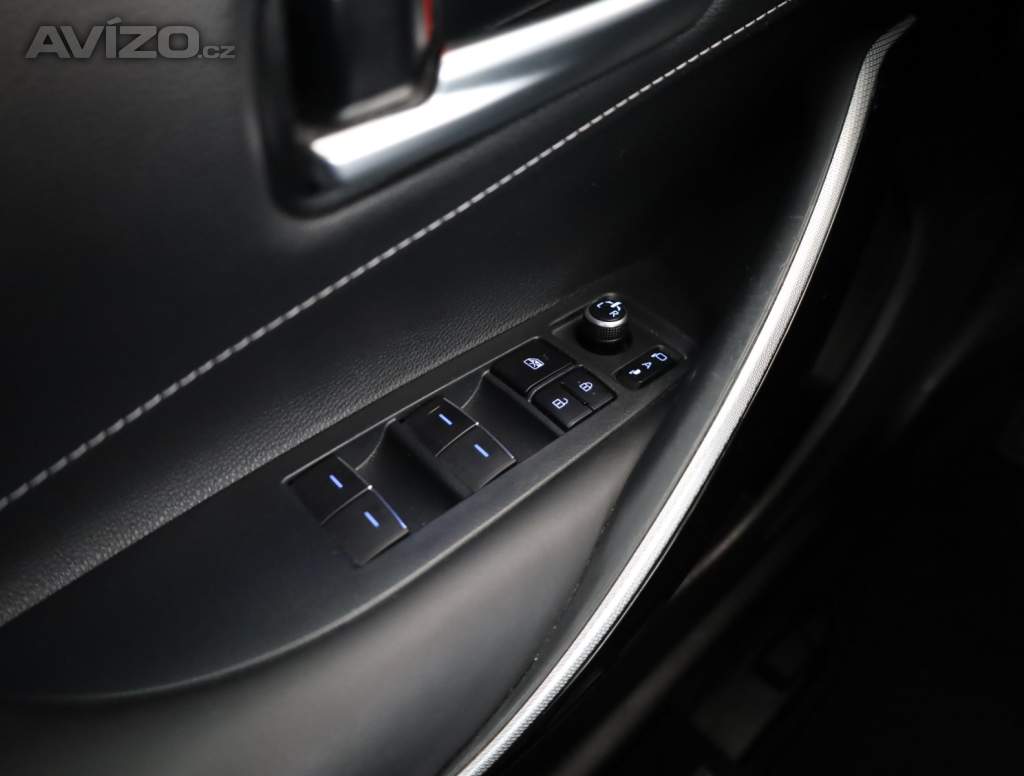 Foto inzerátu Toyota Corolla 1.8 Hybrid