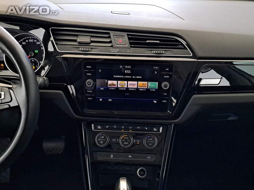 Foto inzerátu VW Touran 1.5 TSI