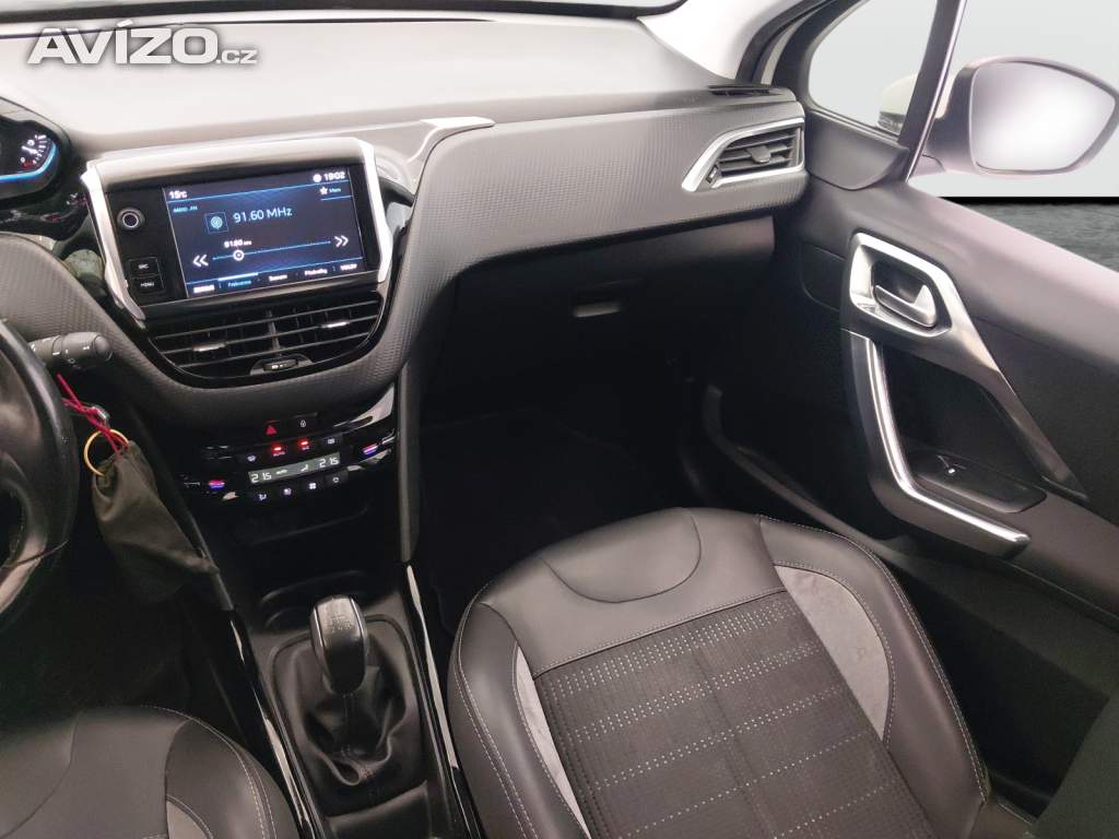 Foto inzerátu Peugeot 2008 1.2 PureTech