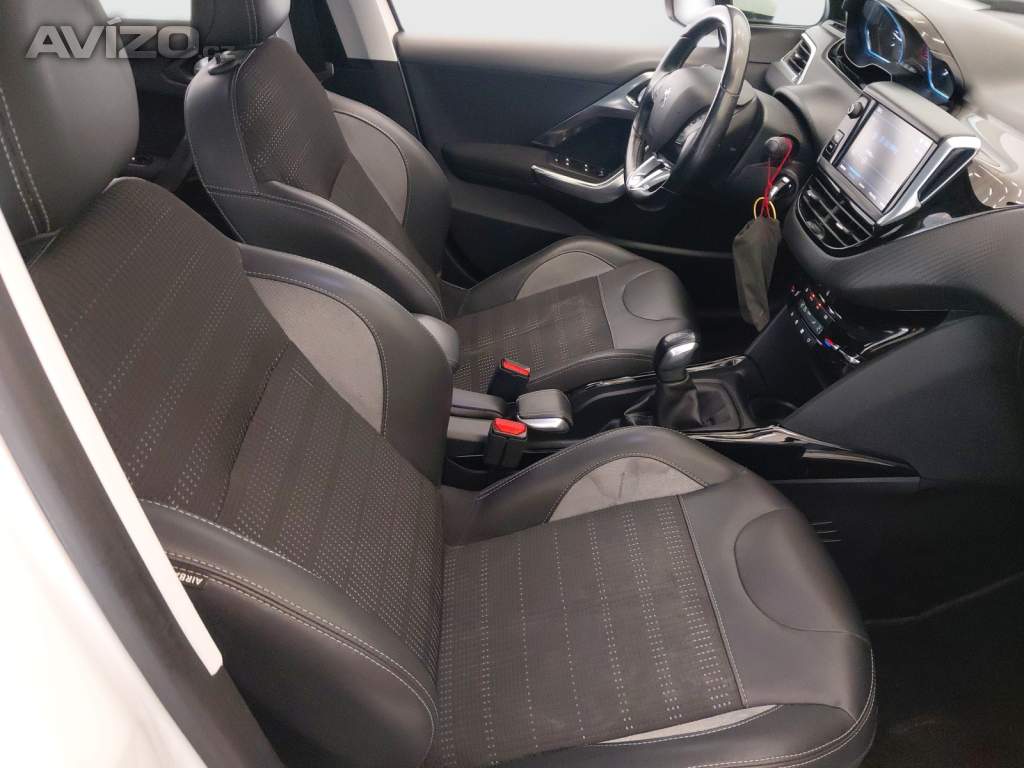 Foto inzerátu Peugeot 2008 1.2 PureTech