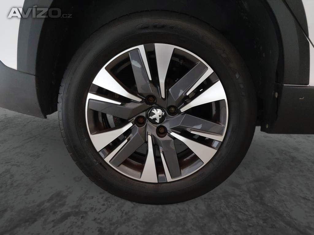 Foto inzerátu Peugeot 2008 1.2 PureTech