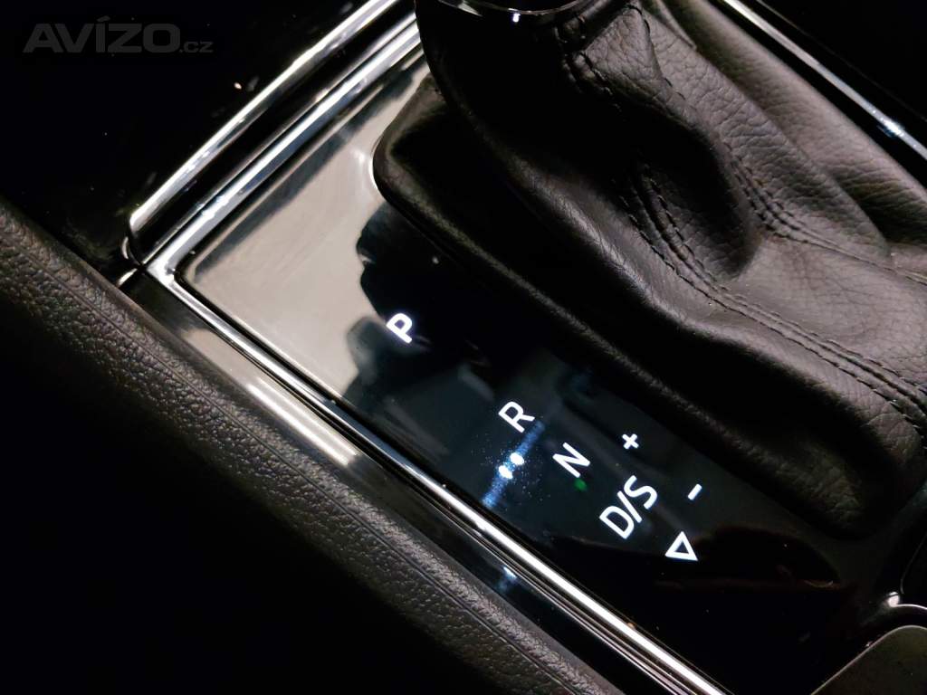 Foto inzerátu Skoda Karoq 1.5 TSI