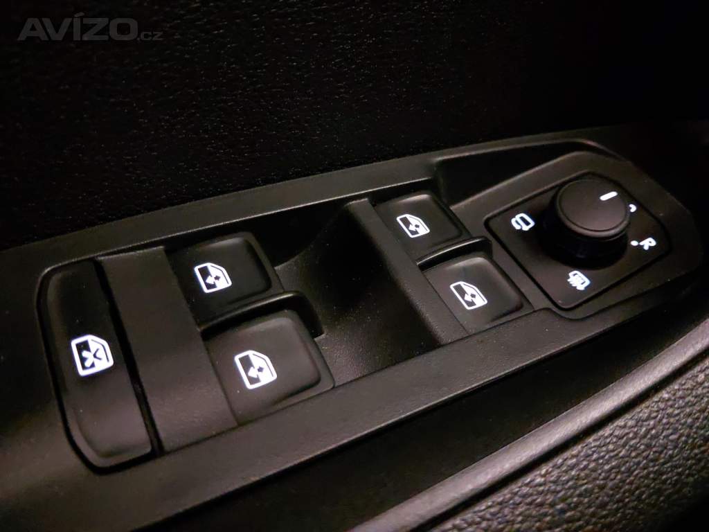 Foto inzerátu Skoda Karoq 1.5 TSI