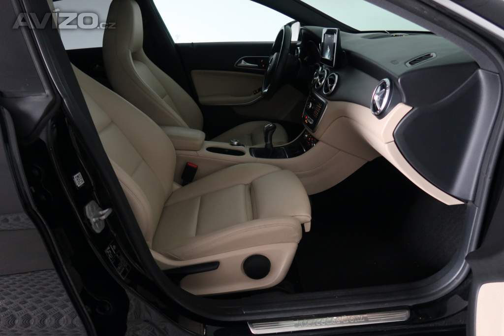 Foto inzerátu Mercedes CLA 180