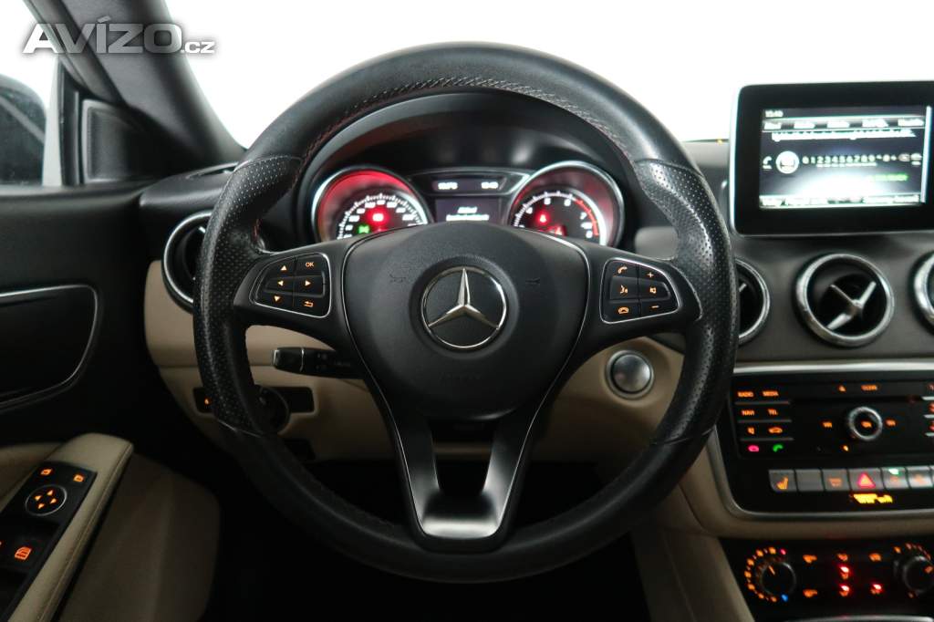 Foto inzerátu Mercedes CLA 180