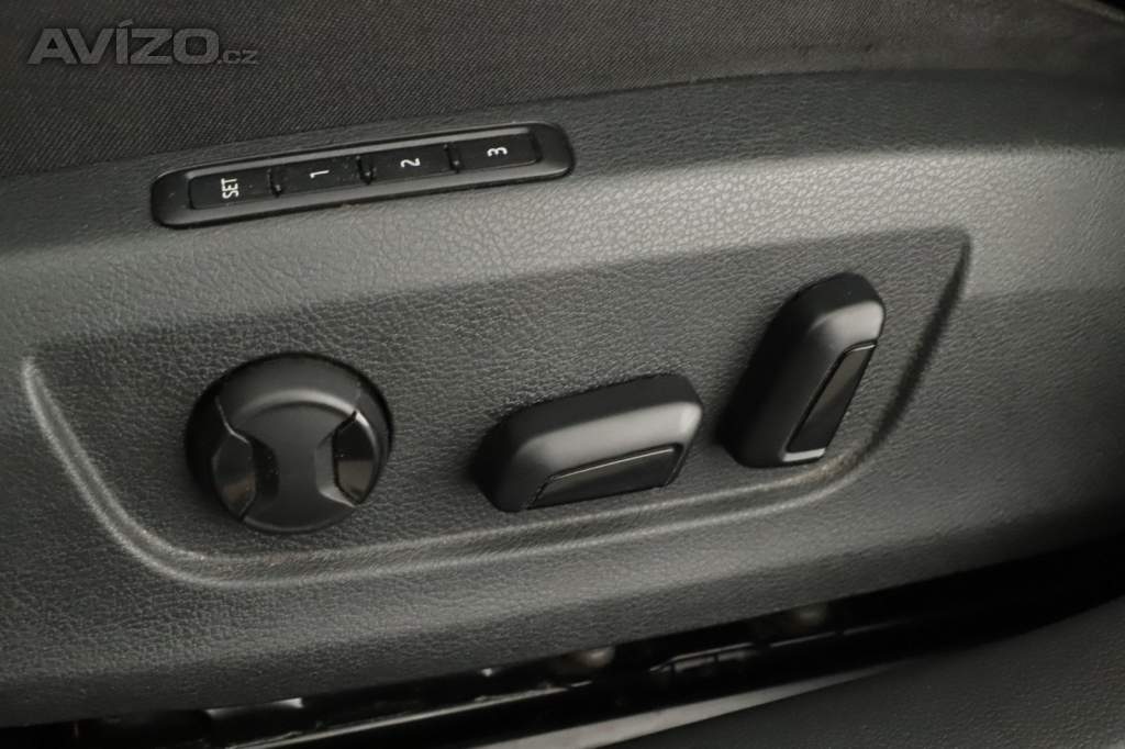Foto inzerátu Skoda Superb 2.0 TDI