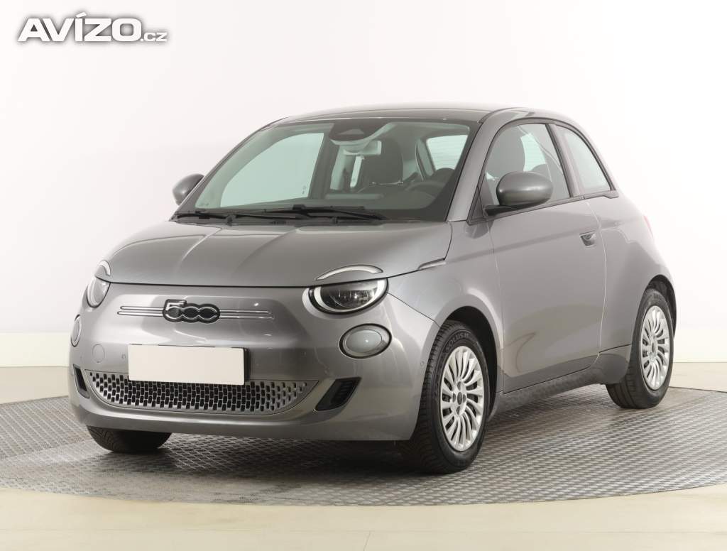 Foto inzerátu Fiat 500e 42 kWh