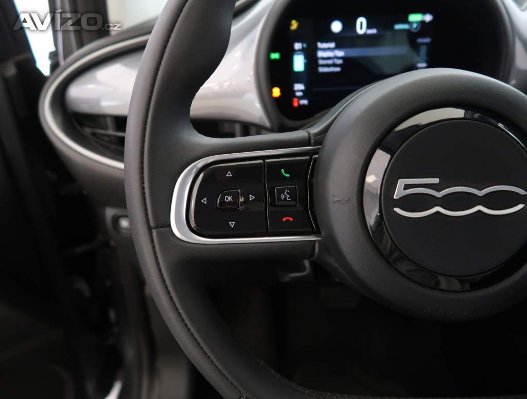 Foto inzerátu Fiat 500e 42 kWh