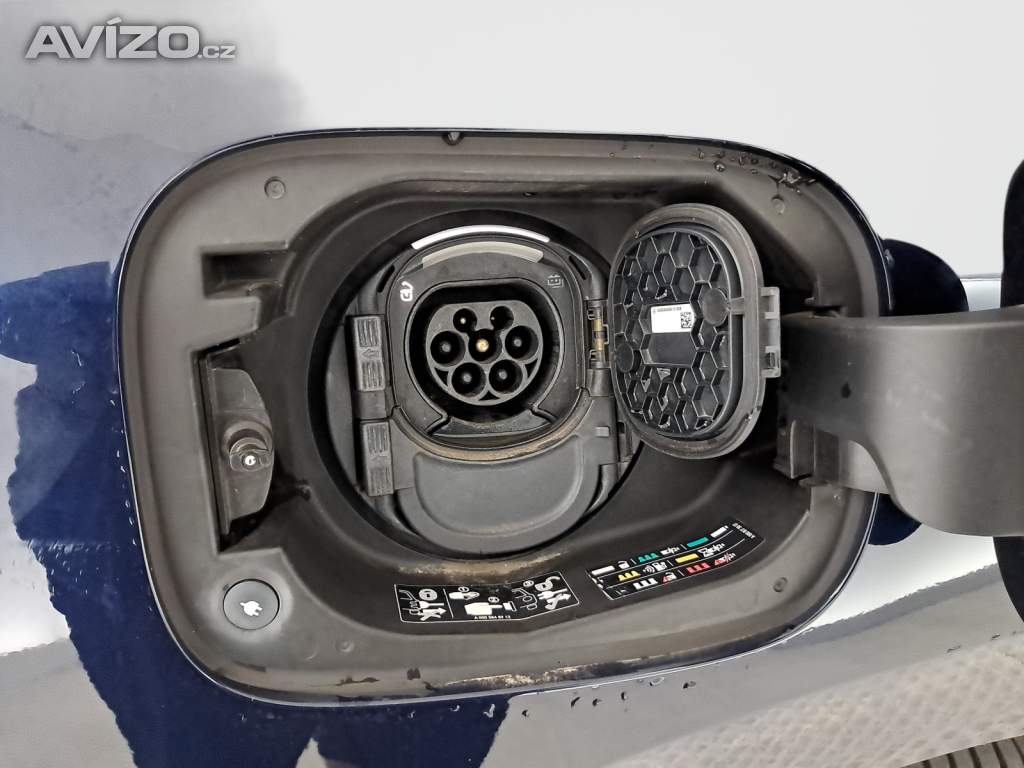 Foto inzerátu Mercedes EQC EQC 400 4MATIC
