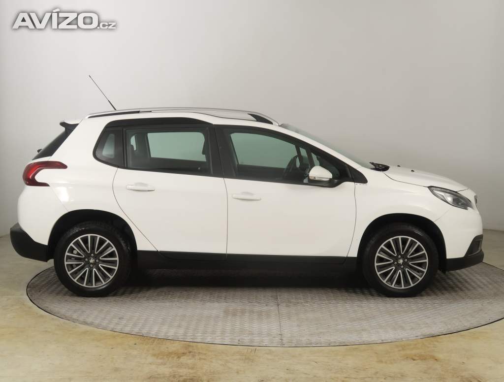 Foto inzerátu Peugeot 2008 1.6 BlueHDi