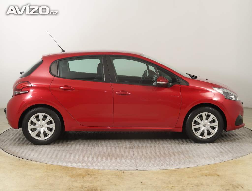 Foto inzerátu Peugeot 208 1.2 PureTech
