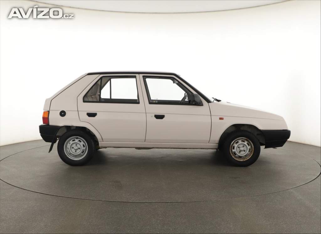 Foto inzerátu Skoda Favorit 1.3 136